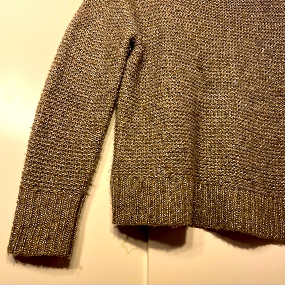 Tommy Bahama Grey with Golden Sparkles Modern Chic Cozy Sweater for Any Occasion - Picture 5 of 12